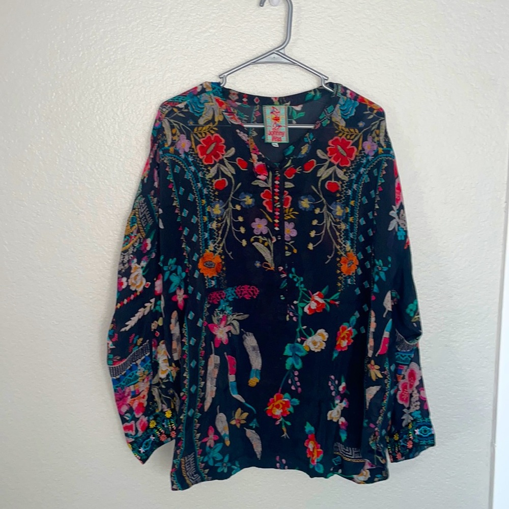Johnny Was gorgeous black print. long sleeve blouse w/ little embroidery. Sz XL